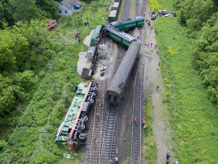 В аварии под Каменцем-Подольским виноват машинист грузового поезда либо дежурный по станции &ndash; "Укрзалізниця"