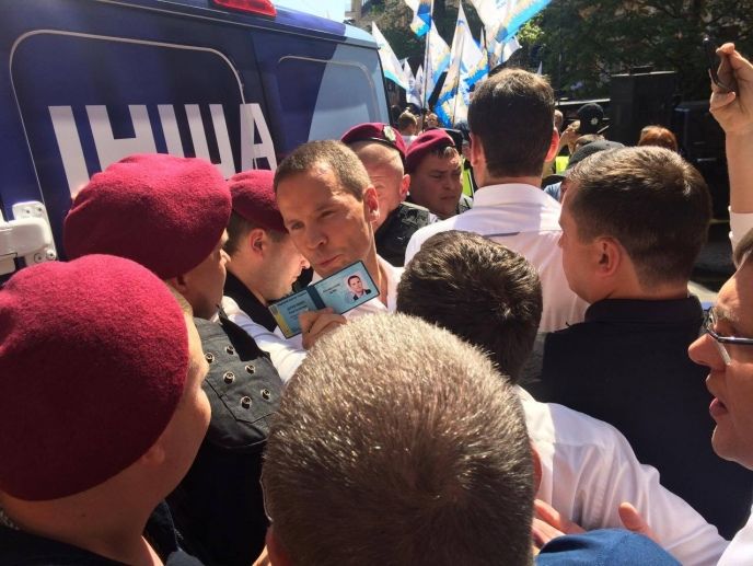 В Киеве между сторонниками Саакашвили и правоохранителями произошла небольшая потасовка