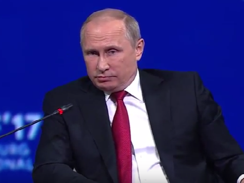 Путин заявил, что США И ЕС ввели санкции против России в нарушение международных правил