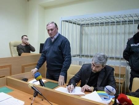 Суд сегодня продолжит рассматривать дело Ефремова. Онлайн-трансляция