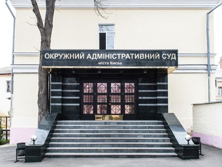 Суд запретил Киевсовету подавать на подпись решение о переименовании проспекта Ватутина в Шухевича