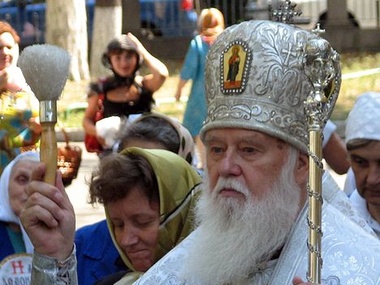 Патриарх Филарет: Церковь призывает власть быть более решительной в защите Родины