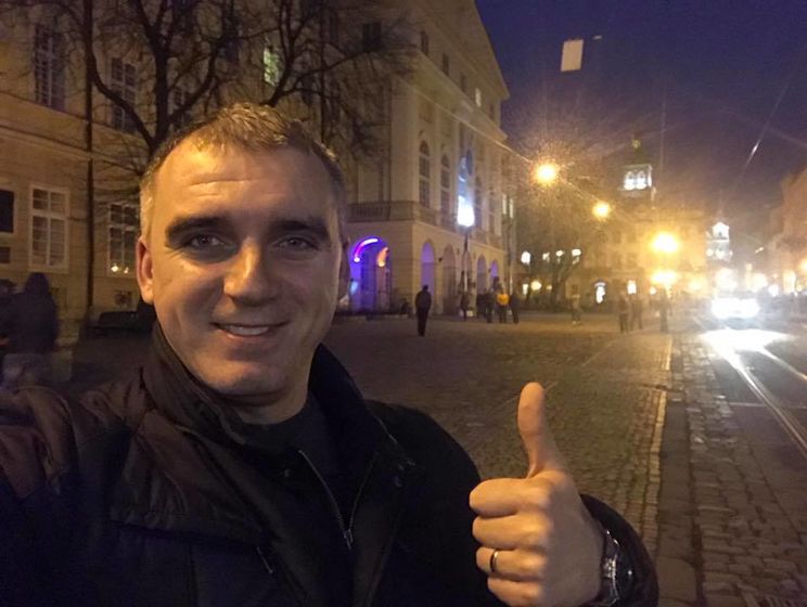 ﻿Мер Миколаєва спростував факт своєї втечі від поліції через вікно