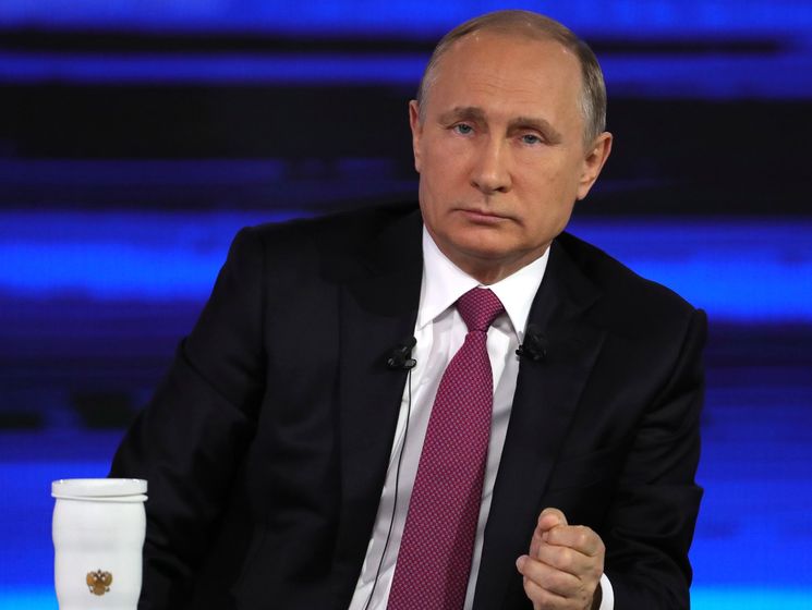 Путин заявил, что российская оппозиция спекулирует на проблемах страны