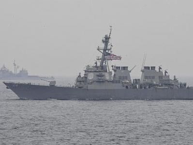 В результате столкновения возле Японии эсминца США с торговым судном ранен командир корабля – ВМС США