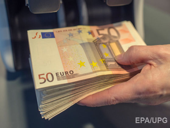 ﻿Курс гривні до євро знизився до 29,14 грн/€