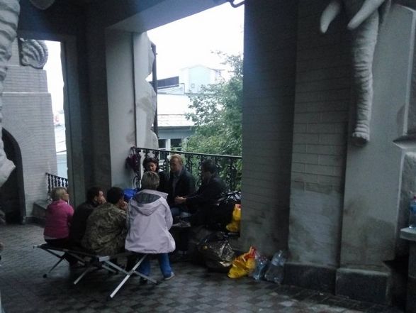 Садовый заявил, что нардепы от "Самопомочі" будут продолжать голодовку