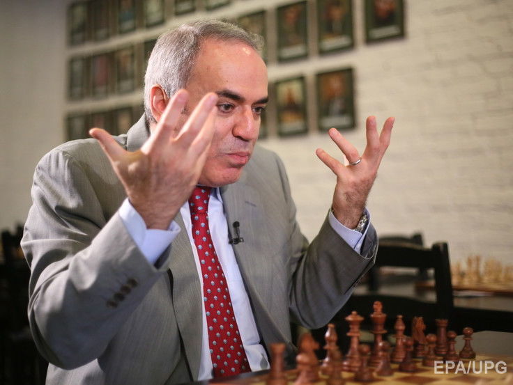 Каспаров возобновит шахматную карьеру на турнире в США