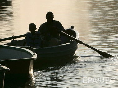 В Конго утонула лодка с туристами, погибло 27 человек