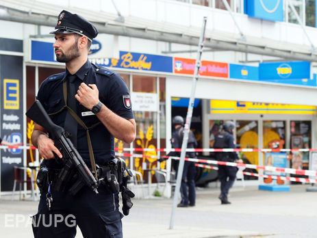 ﻿Чоловік, який напав із ножем на відвідувачів супермаркету в Гамбурзі, був ісламістом