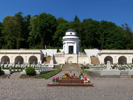 Мемориал орлят во Львове могут разместить на страницах паспорта в Польше
