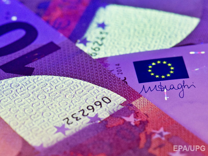 Курс гривны к евро упал до 30,54 грн/€