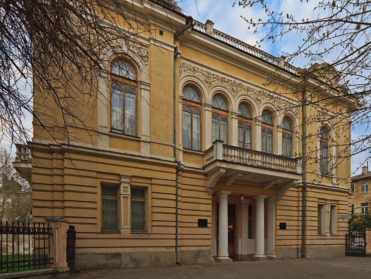 ﻿Переданих музею Сімферополя картин Музейного фонду України в міжнародний розшук не оголошували – Інтерпол