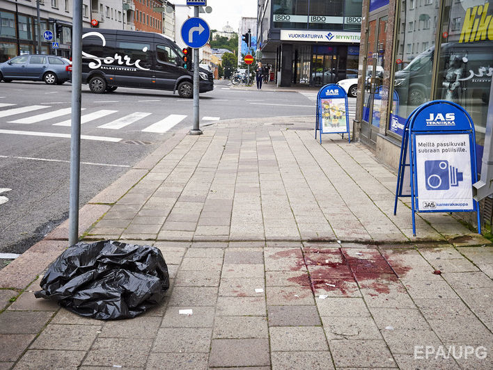 Жертвами нападения вооруженного ножом преступника в финском Турку стали два человека &ndash; полиция