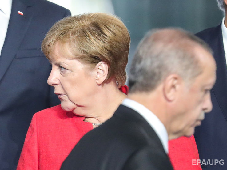 Меркель осудила призыв Эрдогана к бойкоту правящих партий Германии