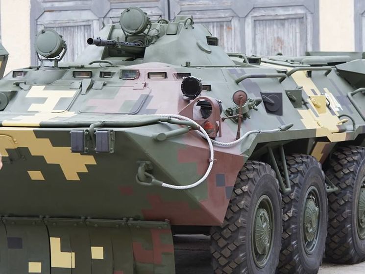 ﻿На Хрещатику в Києві відкрилася виставка військової техніки "Міць нескорених"