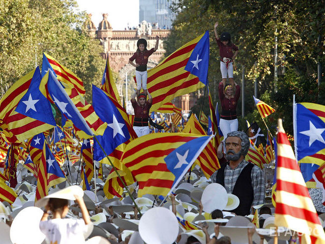 В Каталонии подали законопроект об отделении региона от Испании