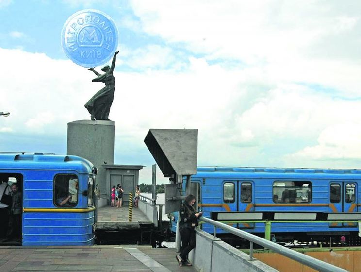 ﻿Сьогодні – останній день, коли в київському метро можна обміняти зелені жетони на сині