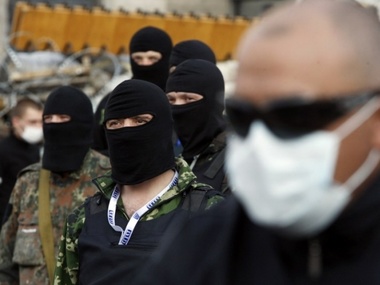 МВД: В Донецке 30 вооруженных боевиков ограбили банк 