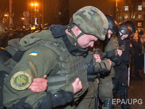 Полиция Киева усилила патрулирование центра города и метрополитена