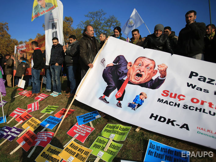 МИД Турции вызвал посла Германии из-за фестиваля курдов в Кельне