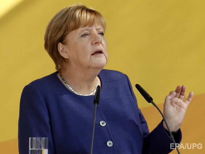 Меркель заявила, что Германия может сократить экономическое сотрудничество с Турцией из-за арестов немецких граждан
