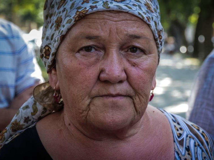 ﻿В анексованому Криму силовики викликали на допит матір раніше затриманого і побитого кримського татарина Параламова