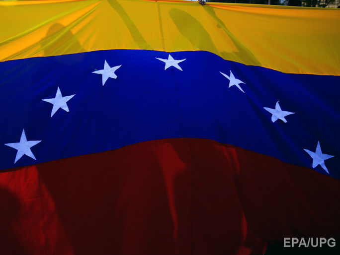 ﻿У Венесуелі почали переддефолтний відлік – Bloomberg