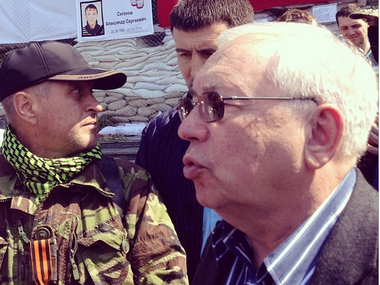 В Славянске освободили военных наблюдателей ОБСЕ