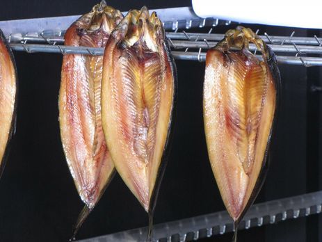 ﻿Отруєння копченою рибою у Львові: продавчині вручили підозру