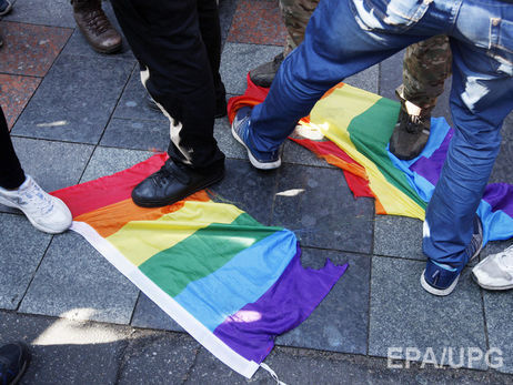 39% украинцев не готовы принять в каком-либо качестве представителей ЛГБТ-сообщества – опрос
