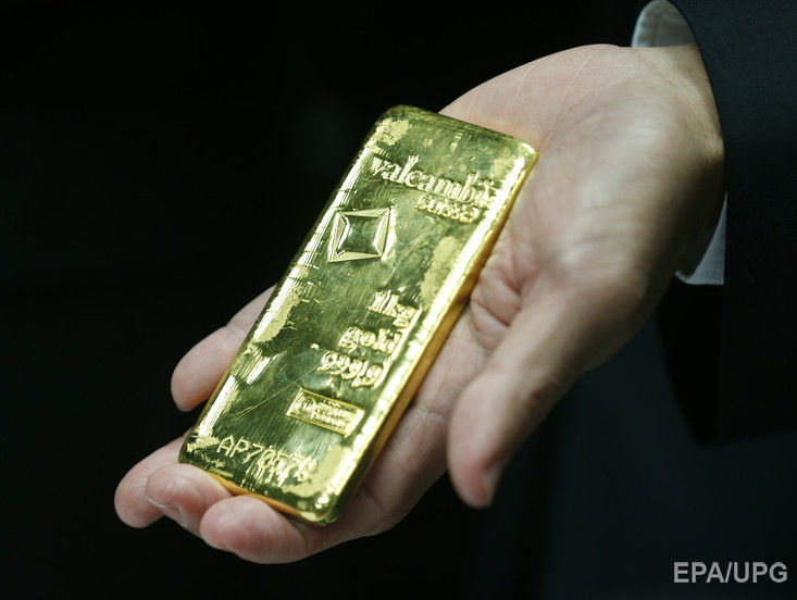 Швейцарские ученые установили, что ежегодно в водопроводы страны утекает до 43 кг золота