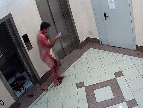Бой на ножах двух голых жителей Новосибирска закончился убийством. Видео