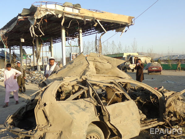 В результате двух атак "Талибана" в Афганистане погиб 61 человек