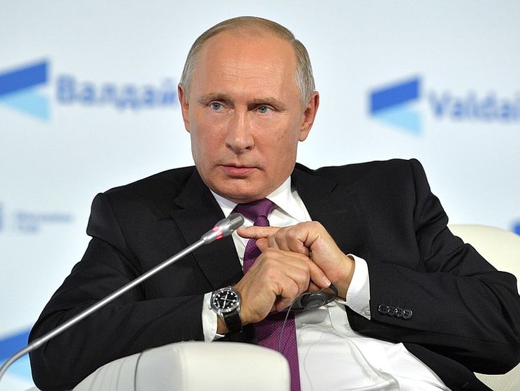 Путин рассказал анекдот в ответ на вопрос о выдвижении на следующий срок. Видео