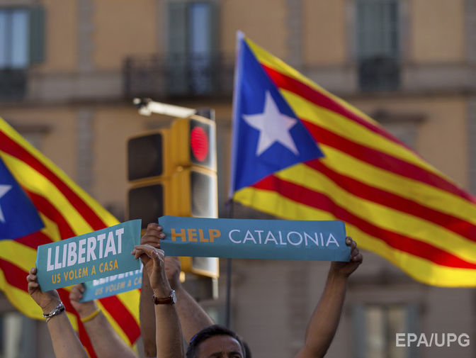 ﻿У Єврокомісії заявили, що Іспанія має діяти стосовно Каталонії в межах конституції