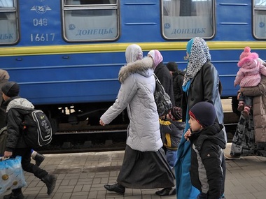 Минсоцполитики: На материковую часть Украины переехали почти восемь тысяч крымчан