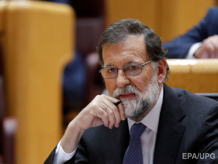 ﻿Прем'єр-міністр Іспанії просить Сенат активувати статтю конституції, яка припиняє автономію Каталонії