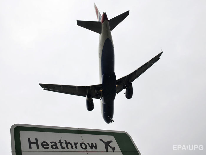 В Лондоне безработный нашел на улице флешку с секретной информацией о мерах безопасности в аэропорту Хитроу