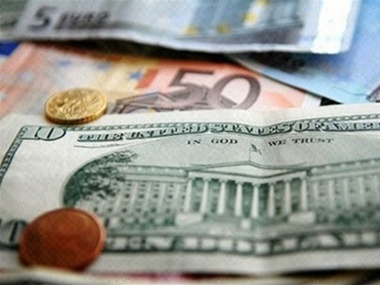 Межбанк: Доллар остановился у отметки в 12 грн
