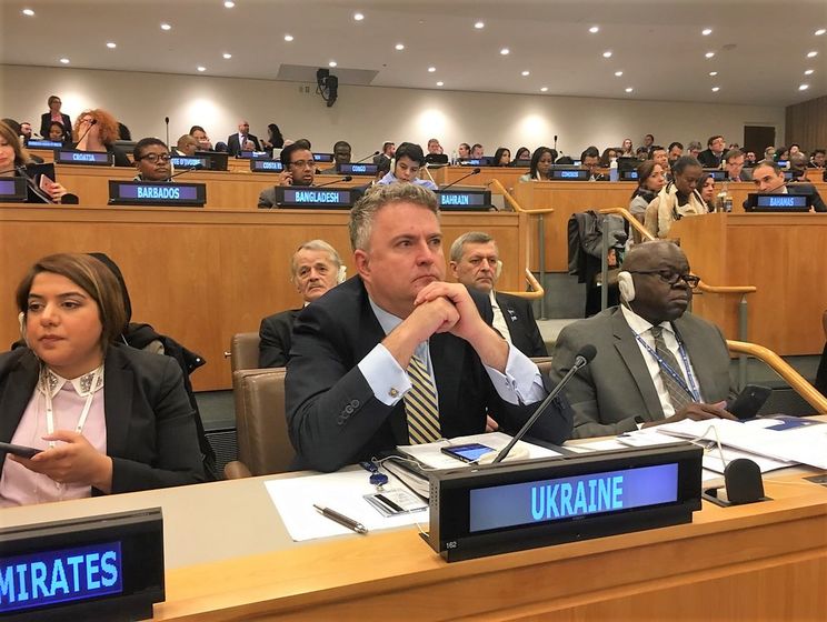 ﻿Третій комітет Генасамблеї ООН ухвалив оновлену резолюцію про права людини в Криму