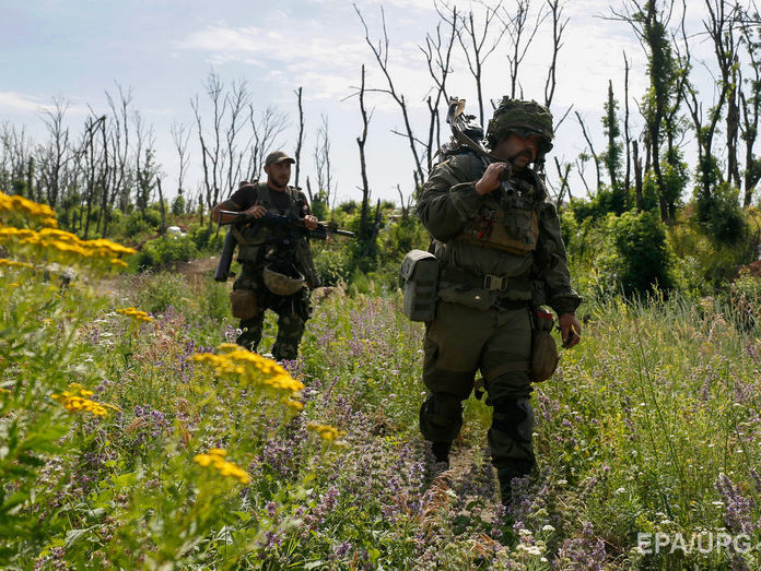 На Донбассе за сутки боевики 22 раза нарушили перемирие – штаб АТО
