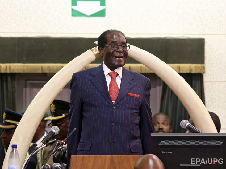Президент Зимбабве Мугабе объявил голодовку – СМИ