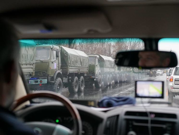 ﻿До Луганська з боку Донецька увійшла колона з кількох десятків "Уралів" із військовими – ЗМІ