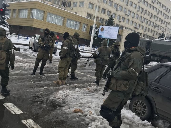 ﻿Плотницького заблоковано в підвальних приміщеннях будівлі Луганської ОДА – ЗМІ