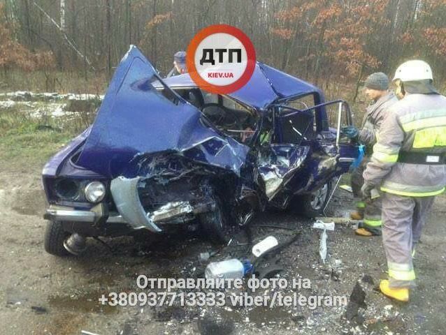 В Киеве на Гостомельской трассе столкнулись пять автомобилей, один водитель погиб