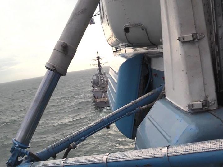 ВМС Украины провели тренировку с американским эсминцем