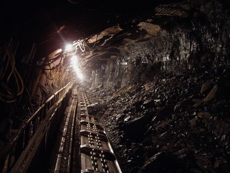 В группировке "ЛНР" заявили об обвале на шахте "Черкасская"