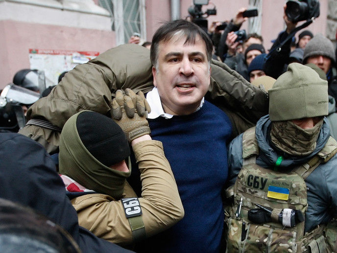 ﻿Луценко заявив, що прокуратура клопотатиме про цілодобовий домашній арешт для Саакашвілі