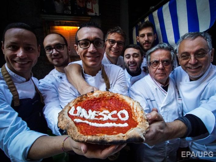 ﻿ЮНЕСКО внесла неаполітанську піцу до списку нематеріальної спадщини